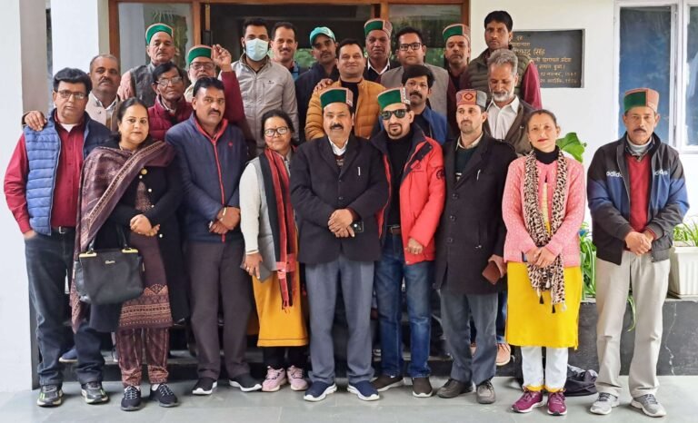 Rampur Bushahr: ब्लॉक कांग्रेस रामपुर अनुसूचित जाति विभाग की बैठक संपन्न