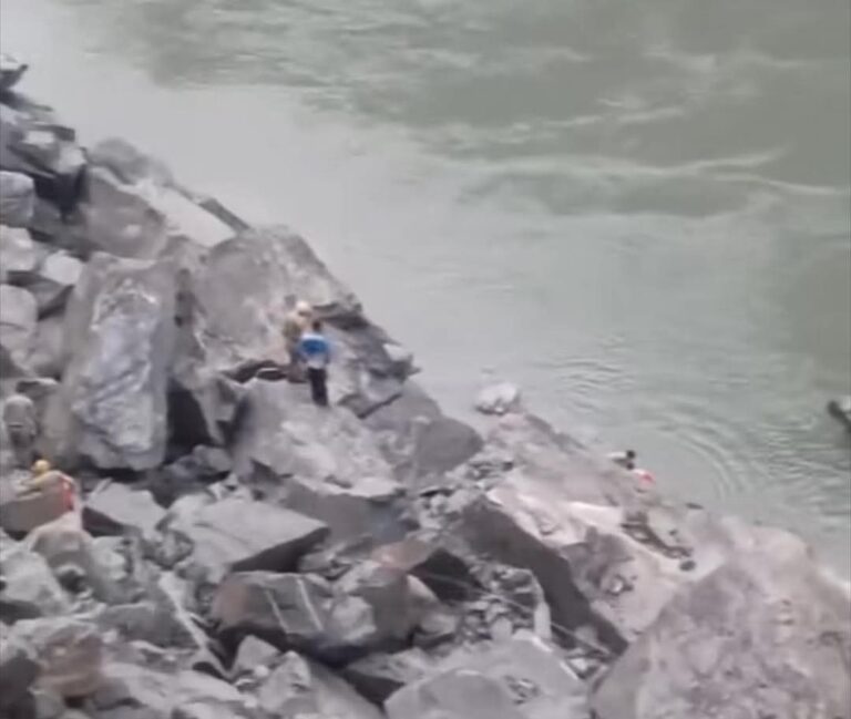 Rampur Bushahr: सतलुज नदी में मिला ननखड़ी से लापता व्यक्ति का शव, पुलिस ने शुरू की जांच