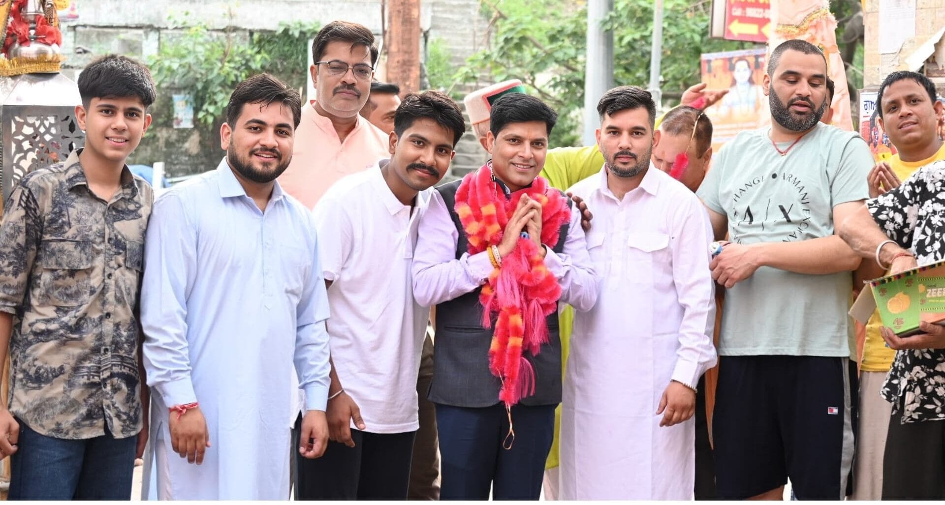 Hamirpur: बाबा बालक नाथ धाम में गूंजे भक्ति सुर, दियोट सिद्ध डूबा श्रद्धा के सागर में — केकेसी अध्यक्ष राजीव राणा रहे मुख्य अतिथि