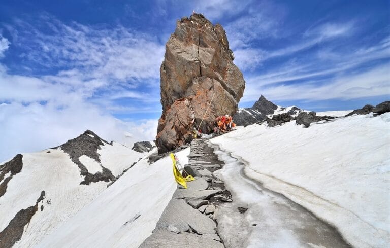Shrikhand Mahadev Yatra  : 10 जुलाई से शुरू होगी कठिनतम यात्रा, पंजीकरण जरूरी