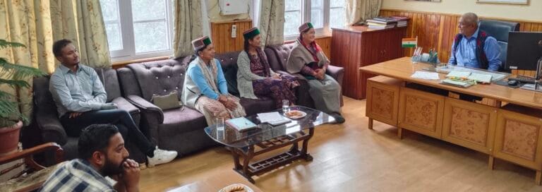 Kinnaur: जिला किन्नौर में पीसी एंड पीएनडीटी एक्ट के तहत जिला स्तरीय सलाहकार समिति की बैठक आयोजित