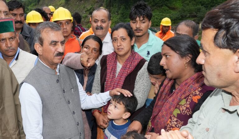 CM@SIRAJ VISIT (30)