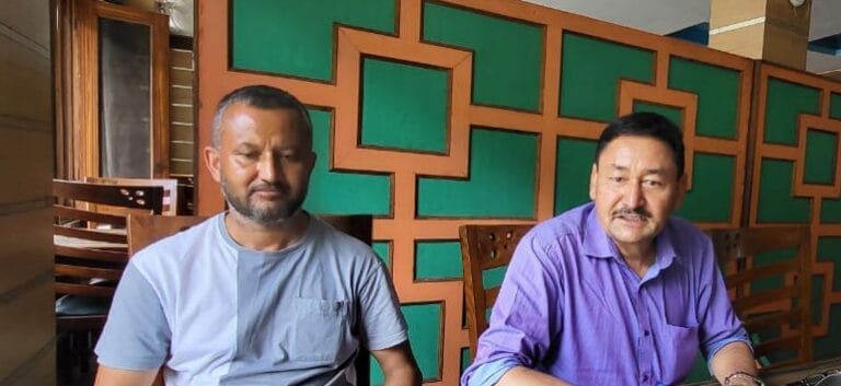 Rampur Bushahr: सेवानिवृत्त कर्मचारियों के हक की अनदेखी, सरकार पर 1100 करोड़ का बकाया