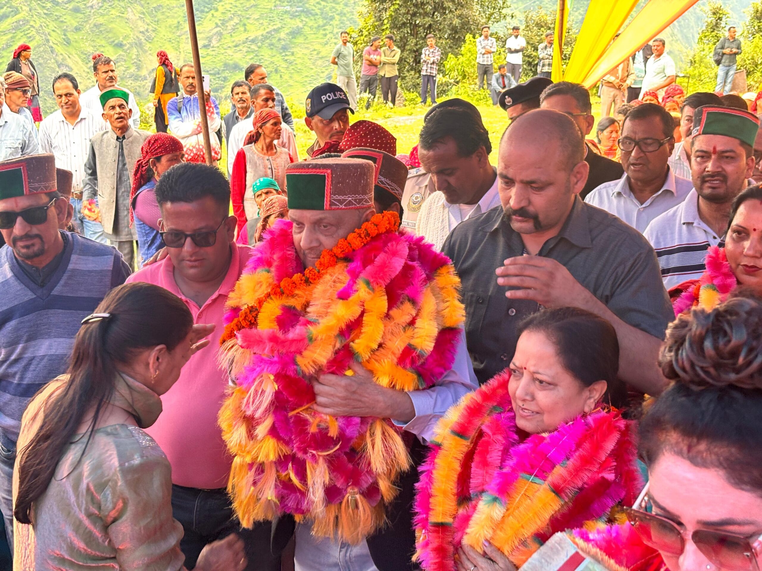 Rampur Bushahr: फूंजा पंचायत को मिला नया भवन, विधायक नंद लाल ने किया लोकार्पण