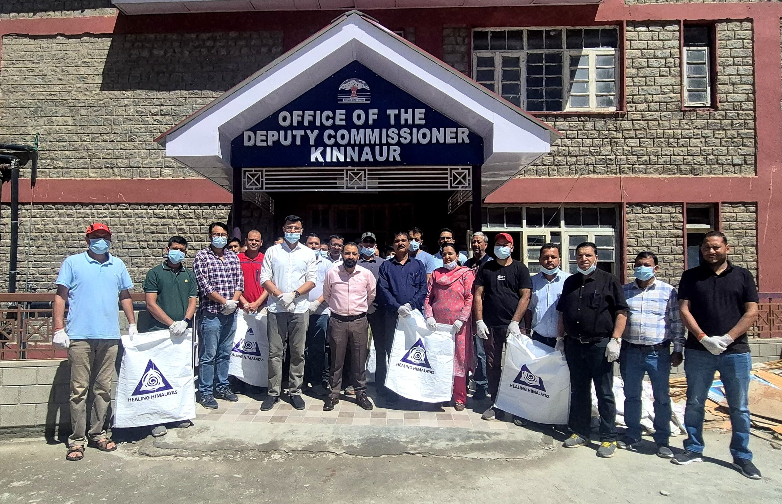 Kinnaur: स्वच्छता के लिए एकजुट हुआ किन्नौर: साडा ने चलाया विशेष अभियान