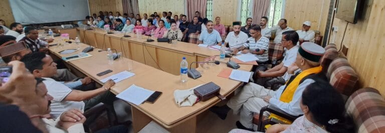 Rampur Bushahr: शिंगला और रचोली पंचायतें बनीं मिसाल, वित्तायोग और प्लानिंग फंड खर्च करने में रहीं सबसे आगे