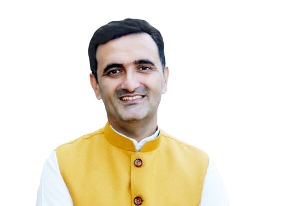 Shimla: भाजपा की योजना का कांग्रेस ने काटा फीता: चेतन बरागटा का शिक्षा मंत्री पर तीखा वार, बागवानी मंत्री की अनुपस्थिति पर भी उठाए सवाल