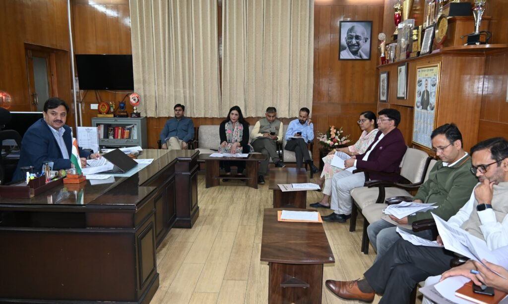 Shimla: मानसून से जिला शिमला में 78 करोड़ से अधिक का नुकसान, 11 मौतें — उपायुक्त ने दिए त्वरित राहत के निर्देश