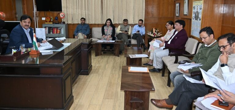 Shimla: मानसून से जिला शिमला में  78 करोड़ से अधिक का नुकसान, 11 मौतें — उपायुक्त ने दिए त्वरित राहत के निर्देश