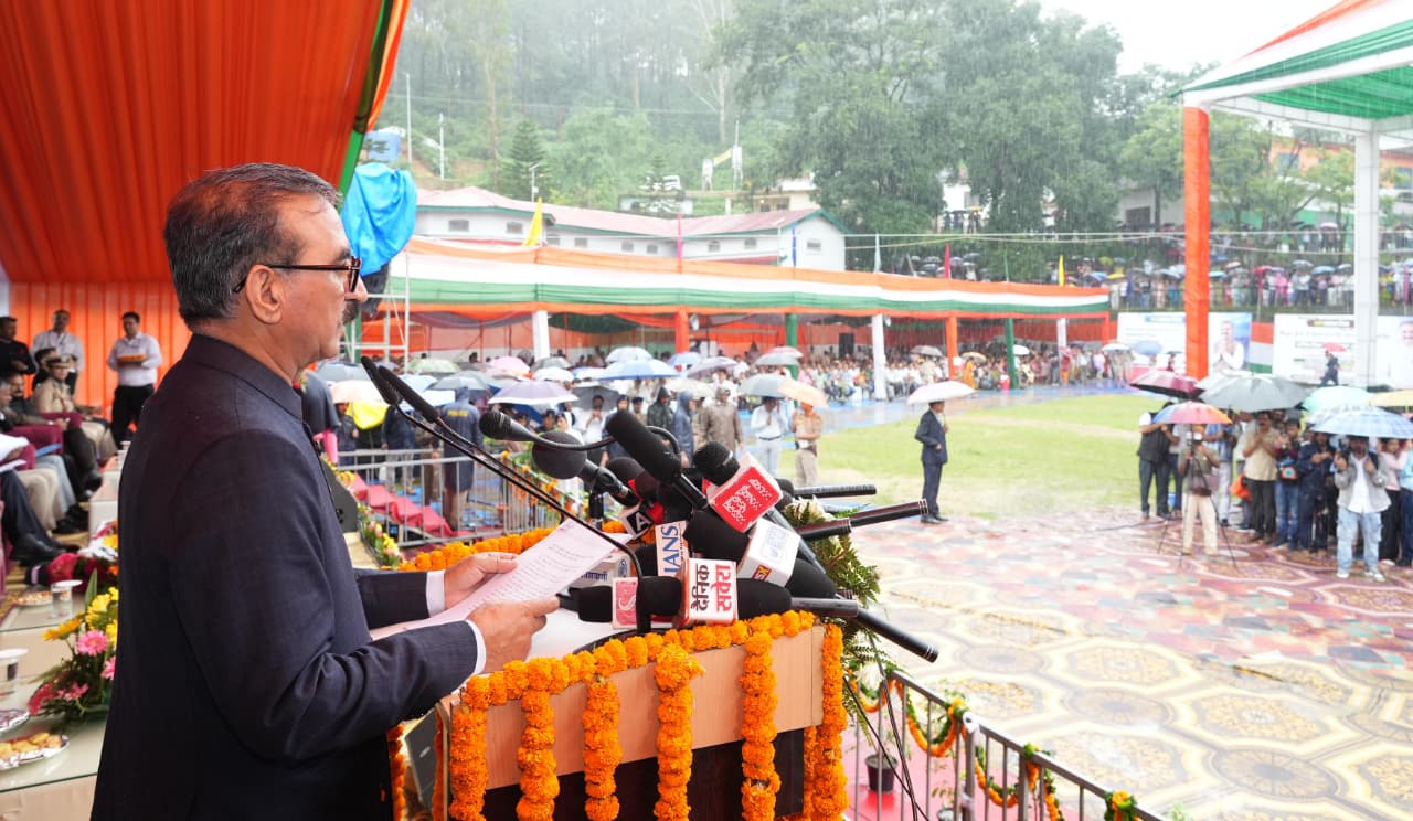 हिमाचल प्रदेश के मुख्यमंत्री सुखविंद्र सिंह सुक्खू स्वतंत्रता दिवस समारोह में संबोधन करते हुए।