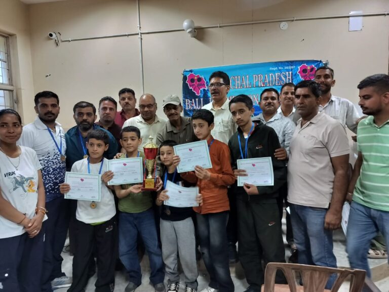 Mandi: राज्य स्तरीय बॉल बैडमिंटन प्रतियोगिता संपन्न, मंडी की सब जूनियर टीमों ने मारी बाजी