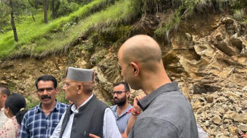 Rampur Bushahr: गानवी में बादल फटने से भारी तबाही: करोड़ों का नुकसान, पावर प्रोजेक्ट और सड़कें क्षतिग्रस्त