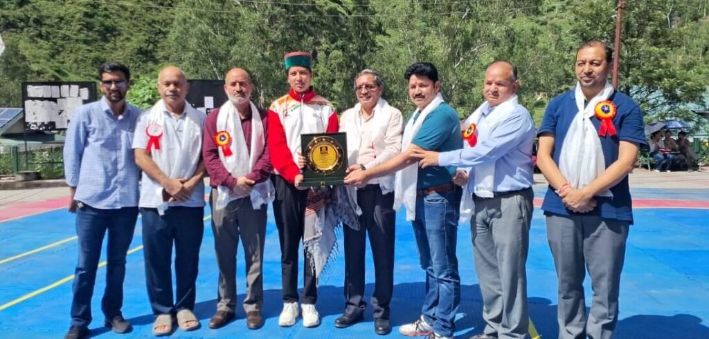 Rampur Bushahr: राष्ट्रीय खेल दिवस पर रामपुर महाविद्यालय में श्रुति का सम्मान