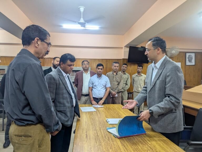 Mandi: राष्ट्रीय लोक अदालत मंडी: 15,747 मामलों का निपटारा, 17.11 करोड़ रुपये का हुआ समझौता