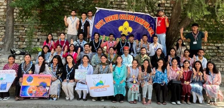 Rampur Bushahr: राजकीय महाविद्यालय रामपुर में रोवर-रेंजर इकाई द्वारा अंतर्राष्ट्रीय शांति दिवस 2025 का आयोजन