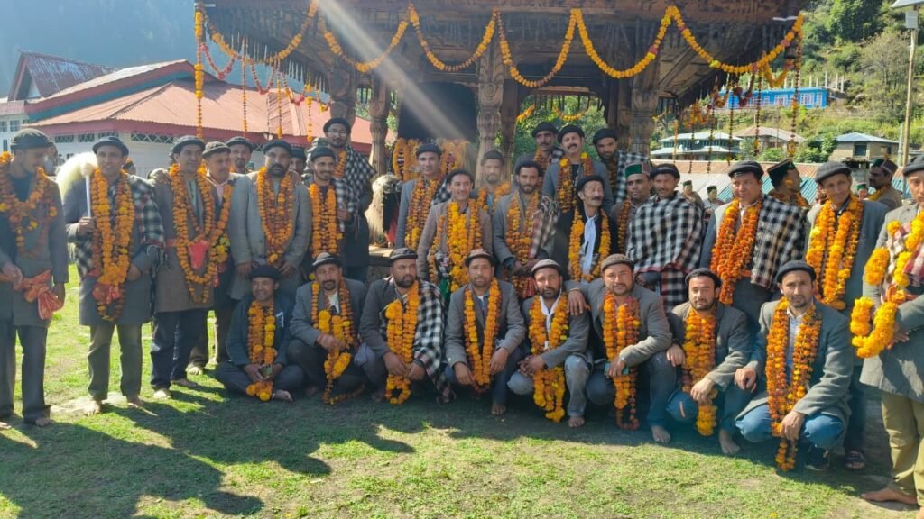 Kinnaur: किन्नौर के रूपी में पहली बार दशहरा मेला, देवता श्री महादेव टेरस नारायण ने किया शुभारंभ
