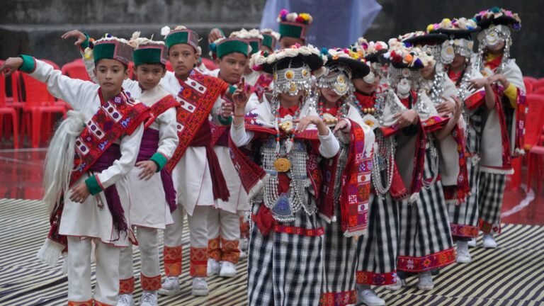 Kinnaur: भावानगर में उपायुक्त किन्नौर ने किया तीन दिवसीय जातरू उत्सव का शुभारंभ