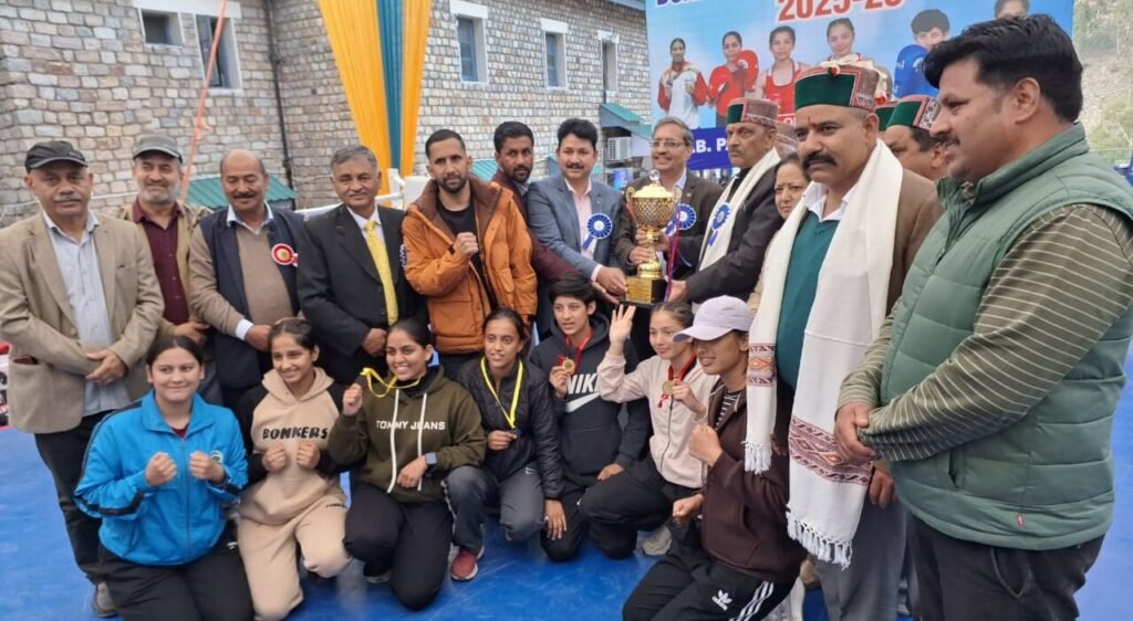 Rampur Bushahr : इंटर कॉलेज बॉक्सिंग में रामपुर कॉलेज की छात्राएं चैंपियन