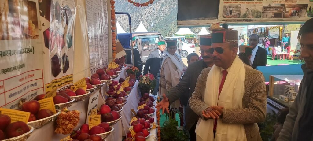 Kinnaur: किन्नौर में न्यायाधीश रणजीत सिंह ने दिया नशामुक्त समाज और पर्यावरण संरक्षण का संदेश