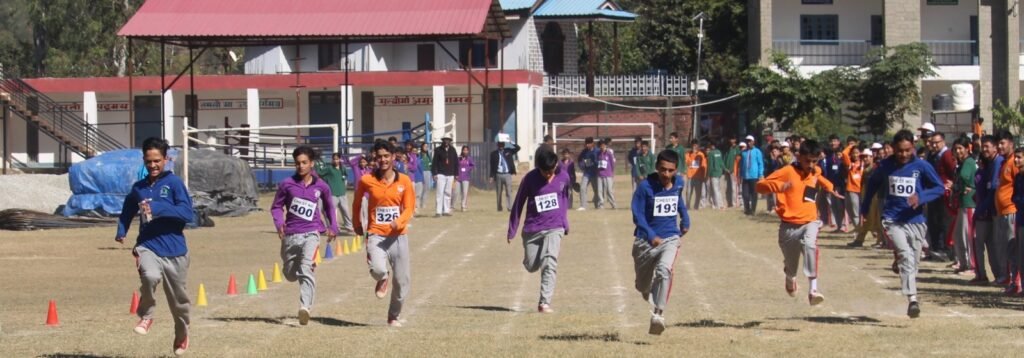 Rampur Bushahr: स्प्रिंग डेल स्कूल खनेरी में एथलेटिक मीट का सफल आयोजन, छात्रों ने दिखाई उमंग और प्रतिभा