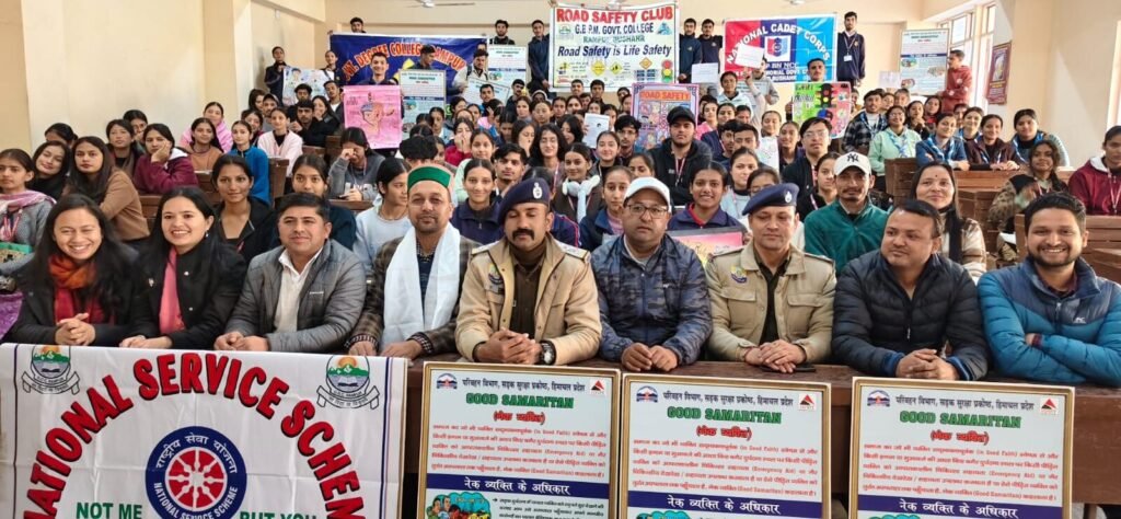 Rampur Bushahr: रामपुर महाविद्यालय में सड़क सुरक्षा कार्यशाला सम्पन्न, भाषण प्रतियोगिता में अंकिता रहीं प्रथम