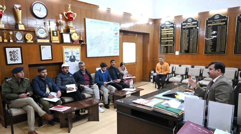 Shimla: क्रिसमस–न्यू ईयर पर शिमला में सुरक्षा बढ़ेगी, शोघी–तारादेवी के बीच बनेंगी अस्थाई चेकपोस्ट: अनुपम कश्यप