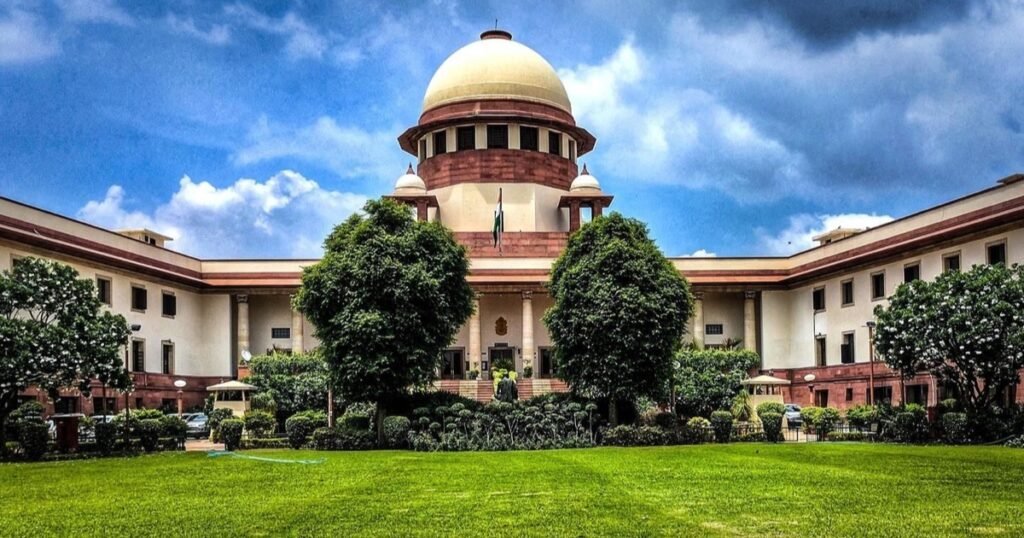 सुप्रीम कोर्ट से हिमाचल के बागवानों को बड़ी राहत, सेब के पेड़ नहीं कटेंगे, हाईकोर्ट का आदेश रद्द
