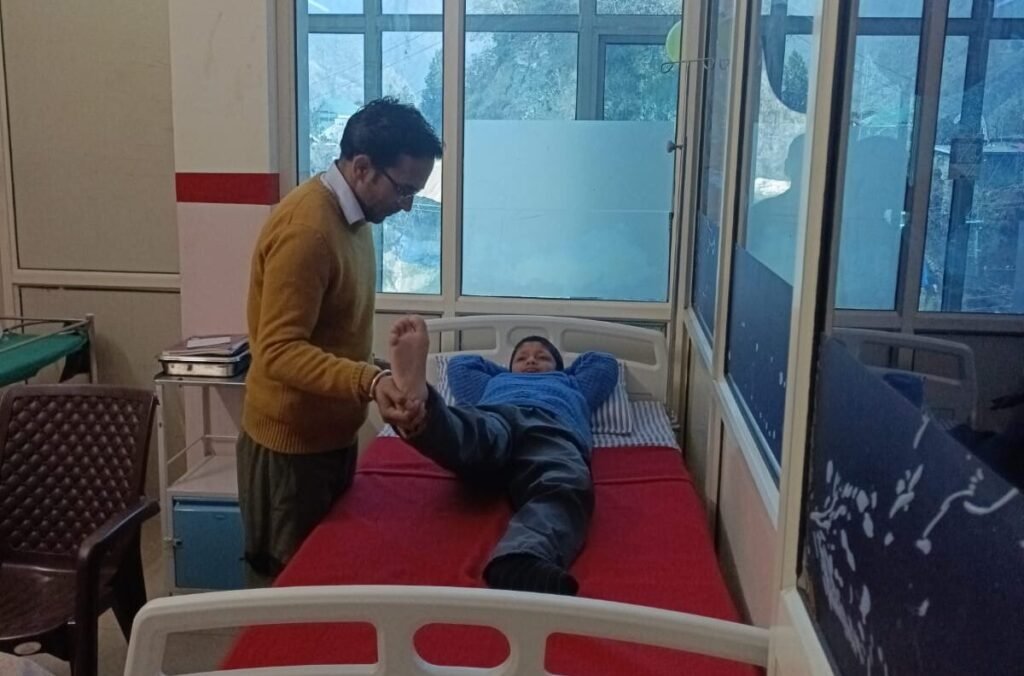 बुशैहर अस्पताल में तीन दिवसीय समग्र शिक्षा मेडिकल कैंप का शुभारंभ