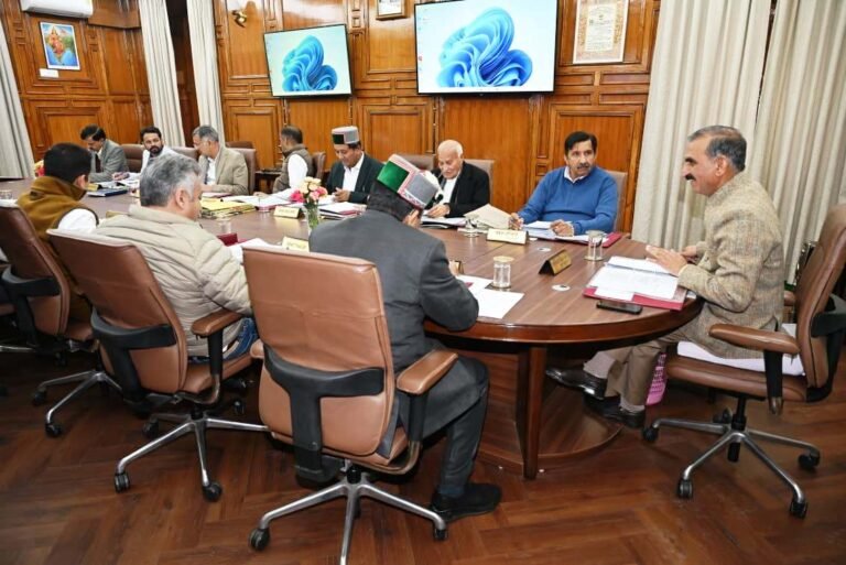 Himachal Cabinet Meeting : दो टर्म से आरक्षित पंचायतें होंगी ओपन, हेली टैक्सी उड़ानें बढ़ीं