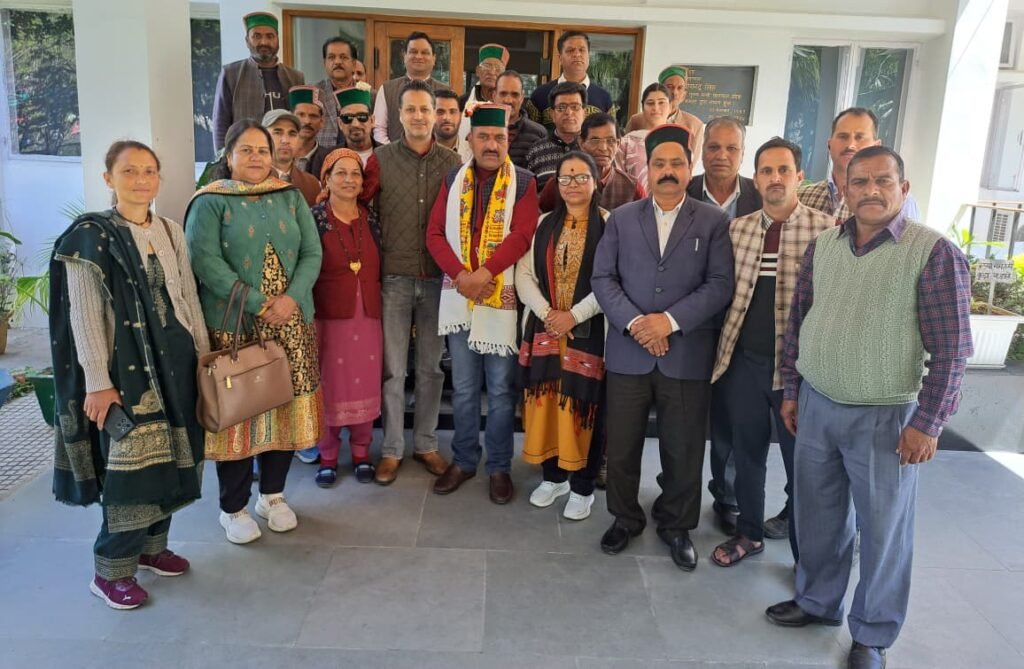 Rampur Bushahr: चुनी लाल जिंटा तीसरी बार बने कांग्रेस एससी विभाग रामपुर के अध्यक्ष, किया स्वागत
