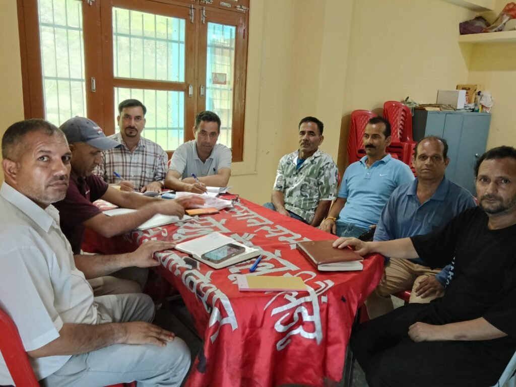 Rampur Bushahr: परियोजना प्रभावित किसानों की लंबित मांगों को लेकर 25 अगस्त को निरमंड में प्रदर्शन