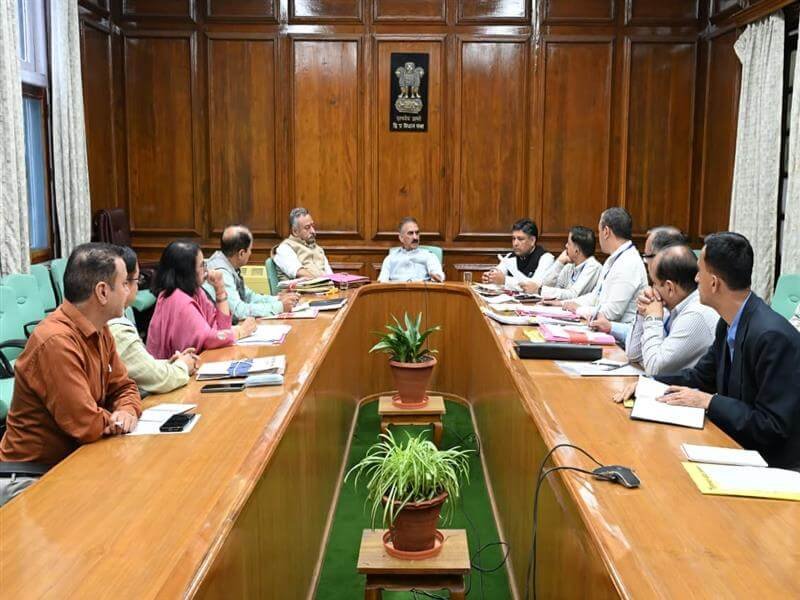 Himachal News : 150 सरकारी CBSE स्कूलों में आज से दिन में तीन बार लगेगी शिक्षकों की हाजिरी