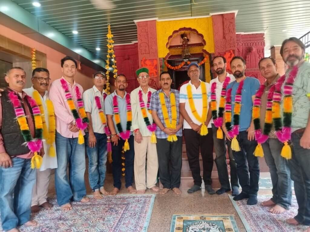Rampur Bushahr: रामपुर में परशुराम सेवा समिति का गठन, अशोक शर्मा को अध्यक्ष की जिम्मेदारी